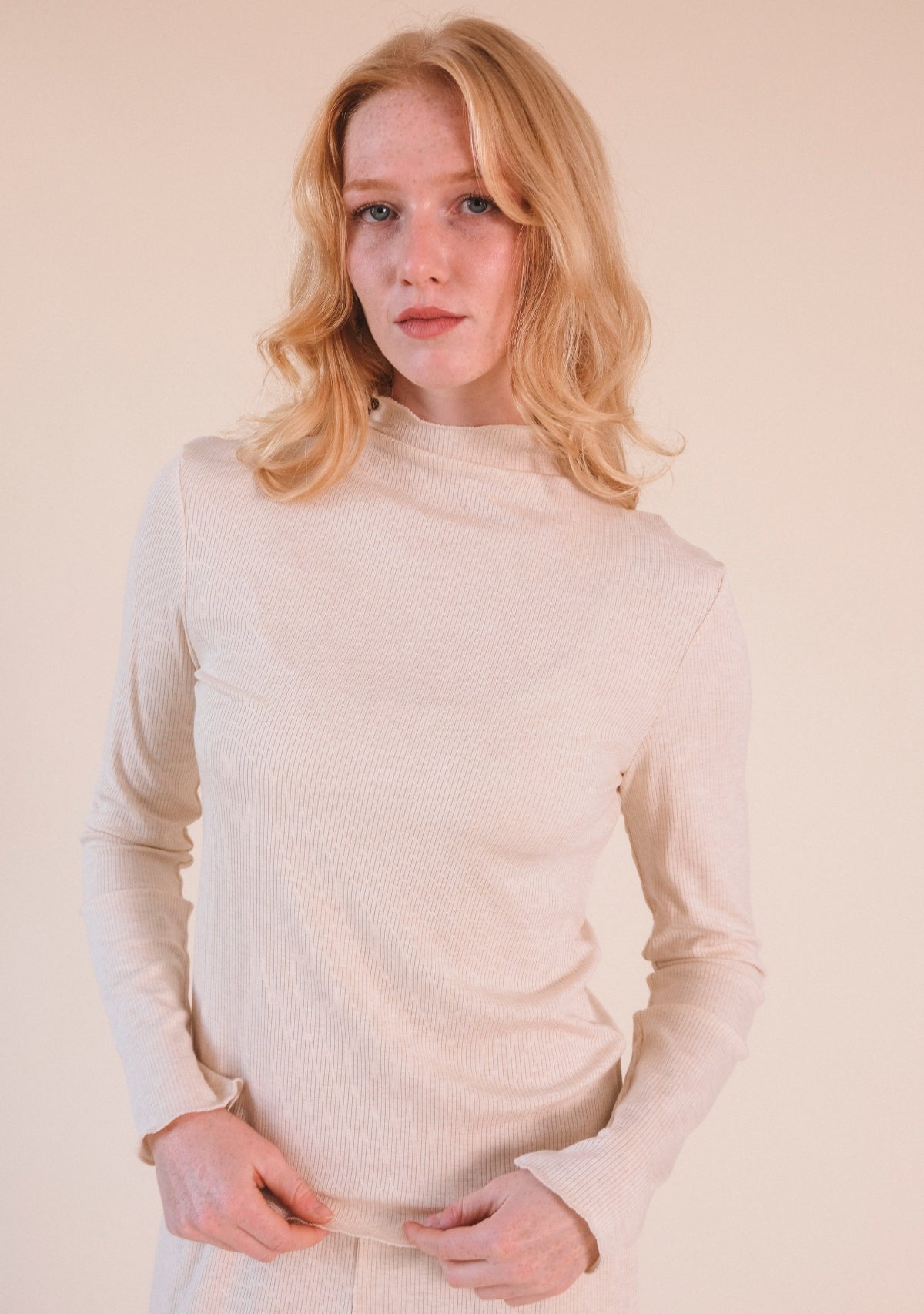 Norma Modal Ribbed Turtleneck - Heather Almond