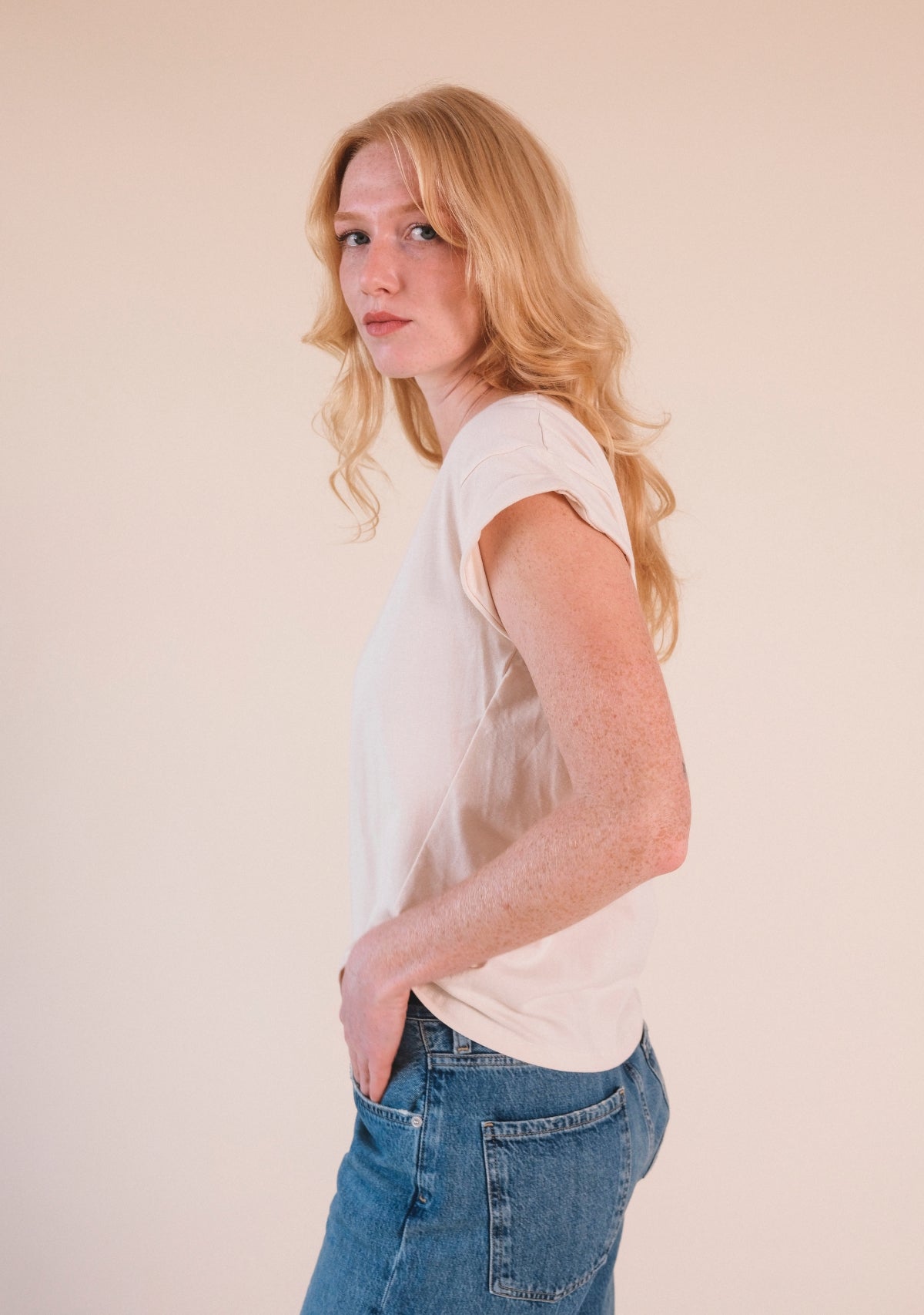 Jane Cuffed Hemp Tee - Natural