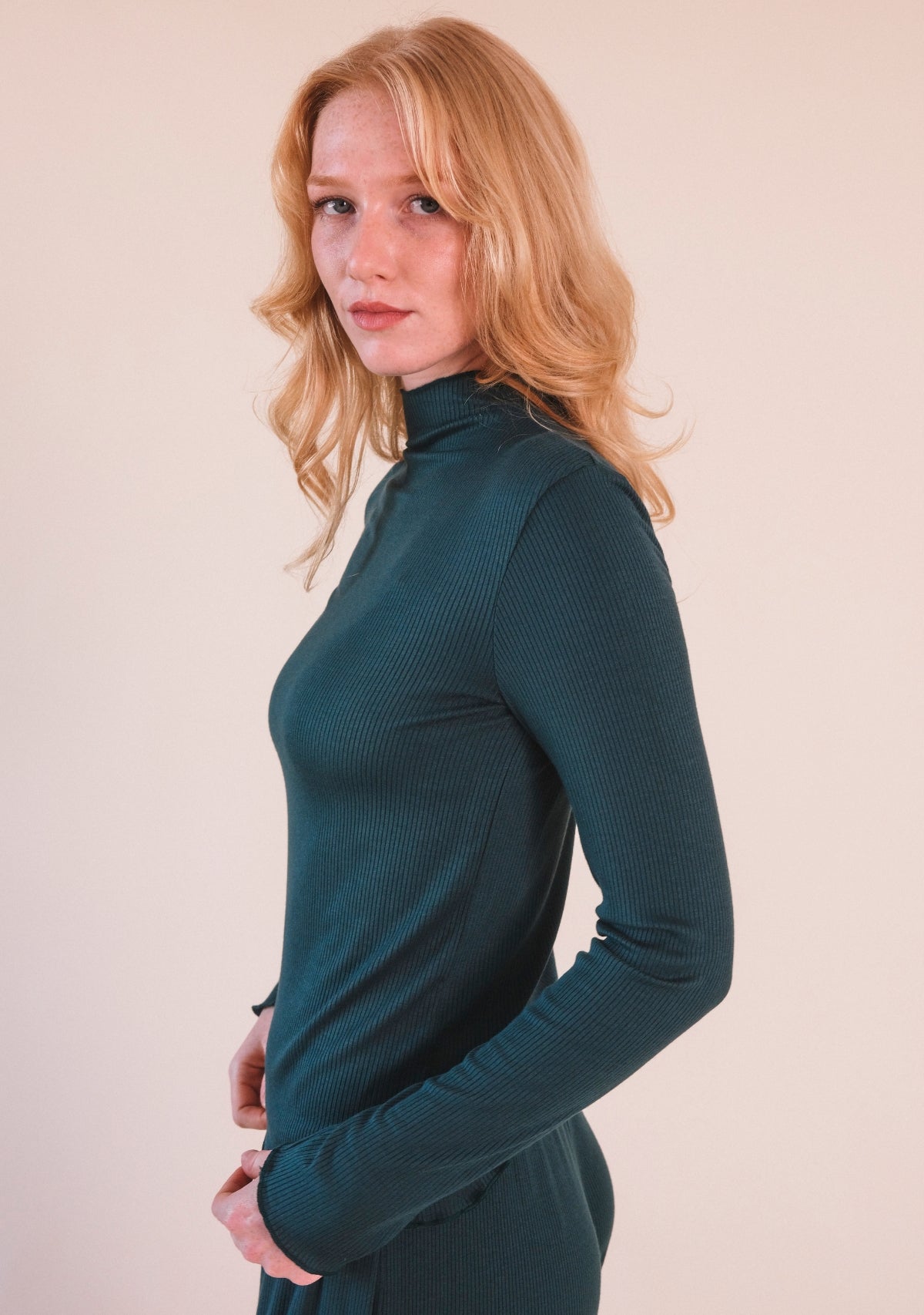 Norma Modal Ribbed Turtleneck - Pine