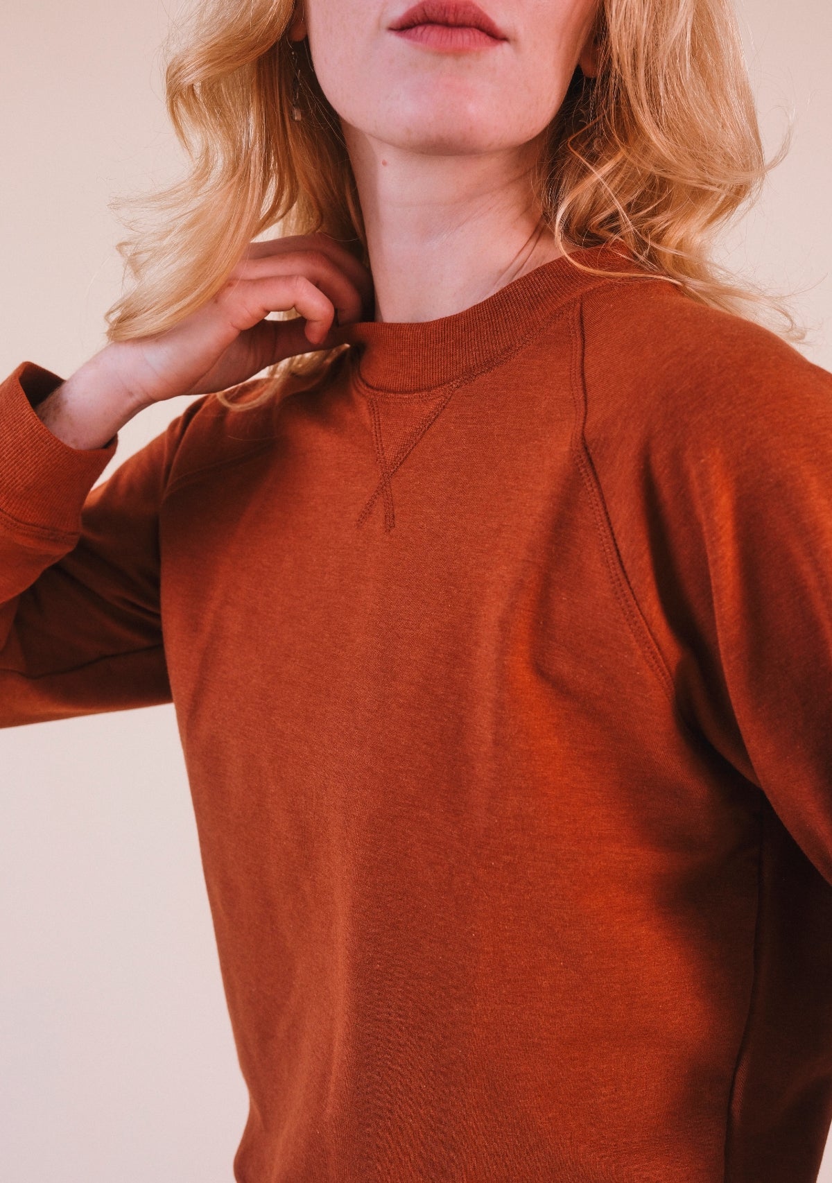 Agnes Raglan Organic Cotton + Tencel™ Sweatshirt - Rust