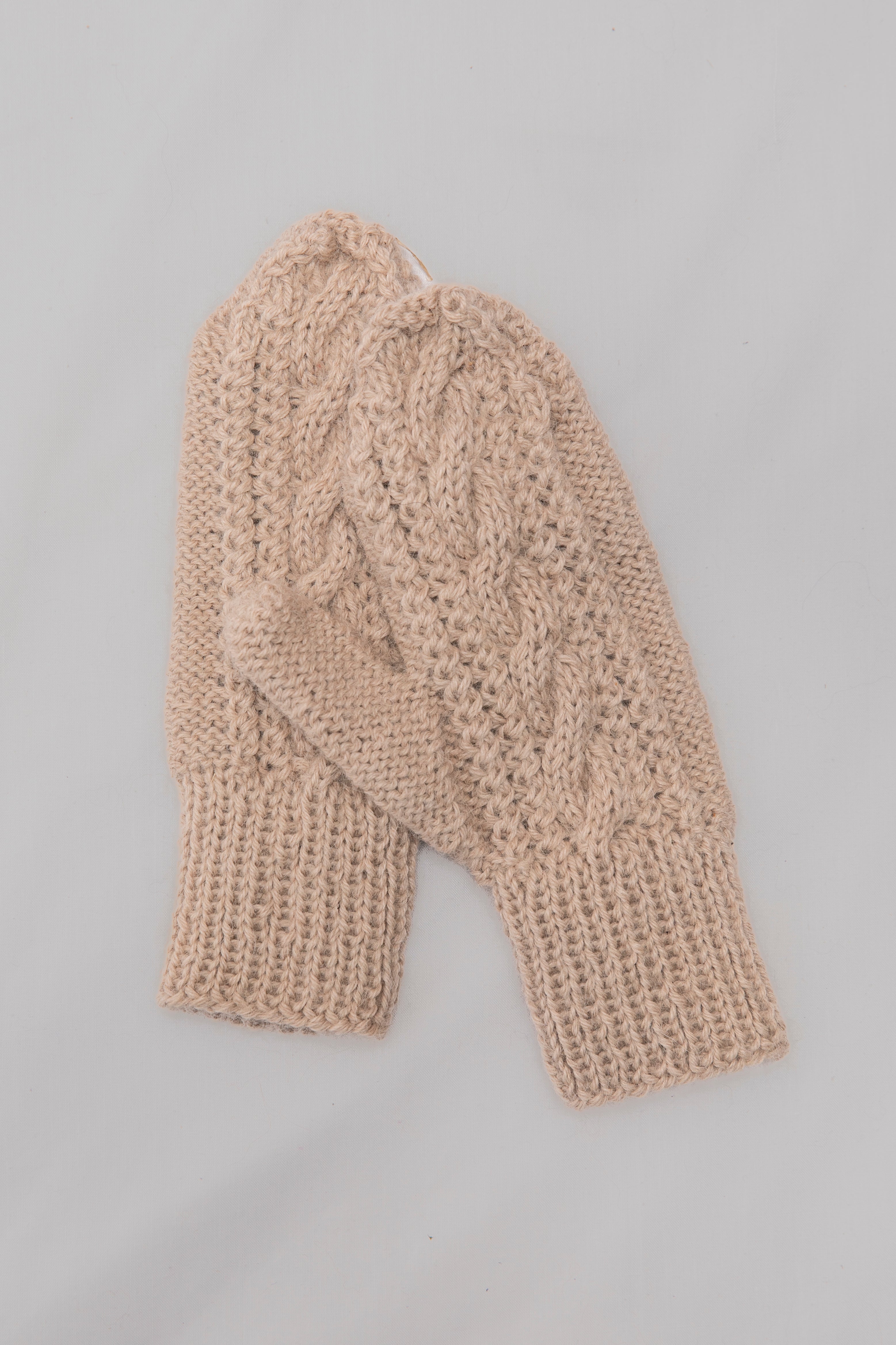 Wayra Cable Mittens