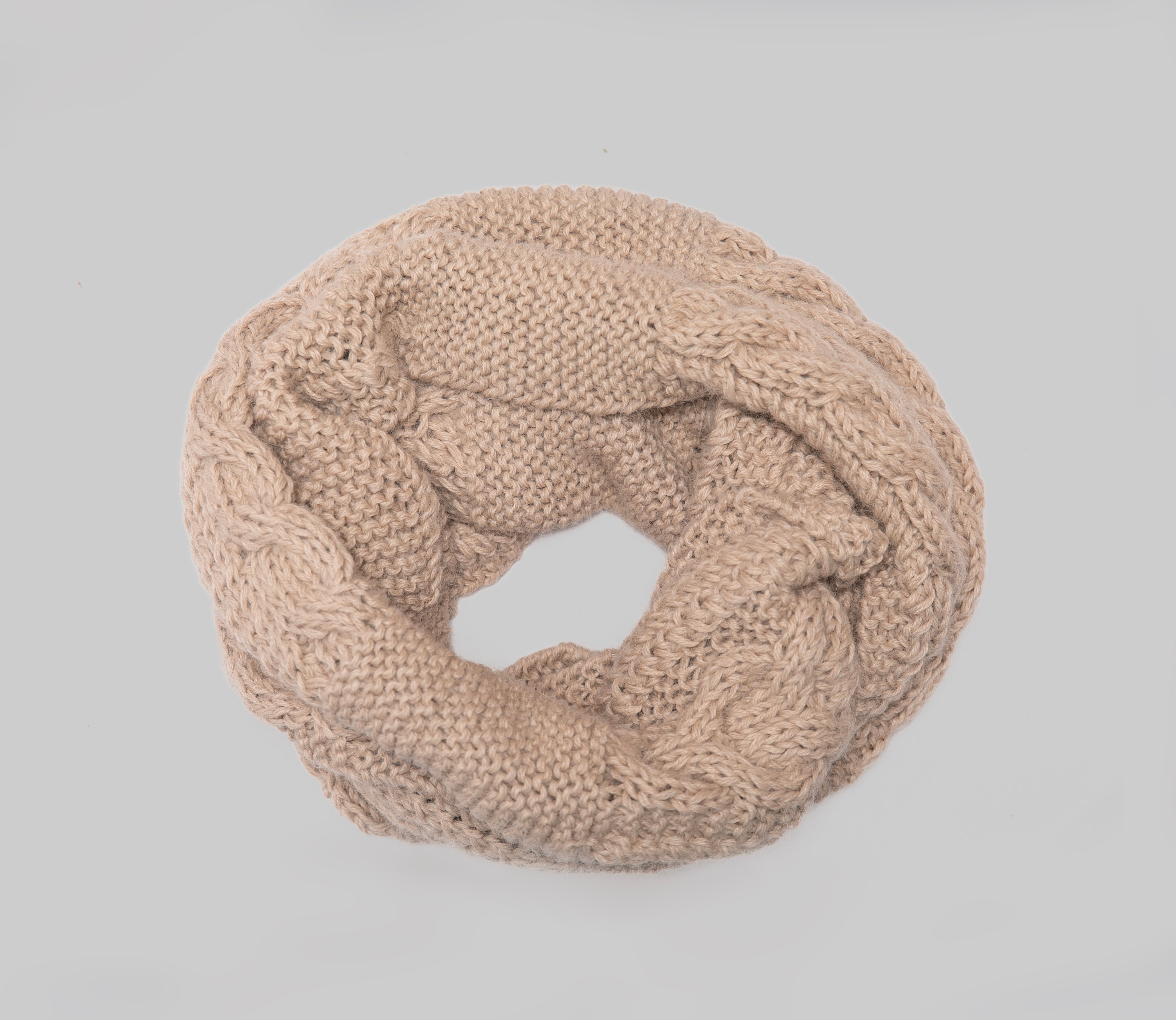 Wayra Cable Infinity Scarf