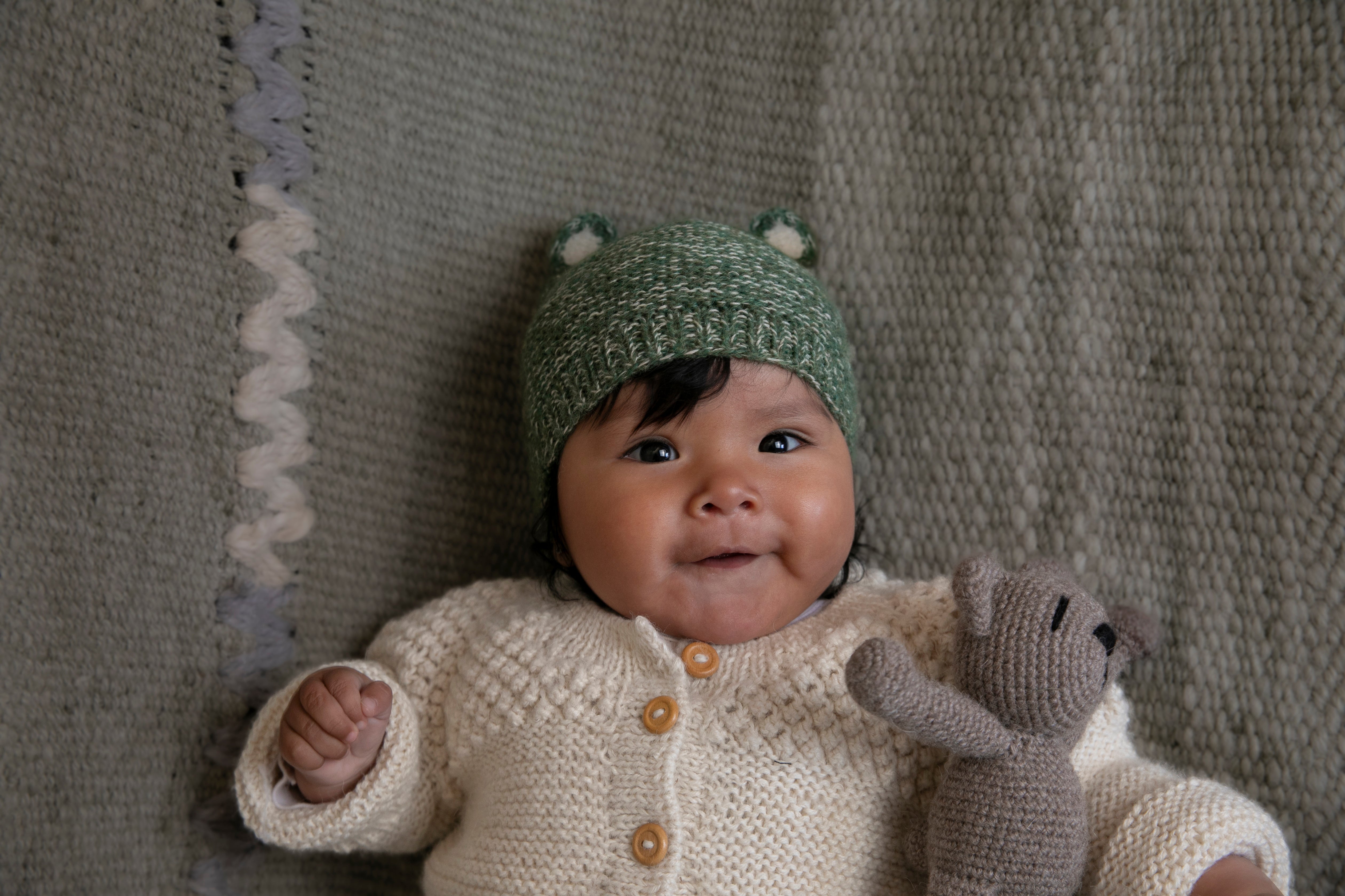Sun Bear Knit Play Toy