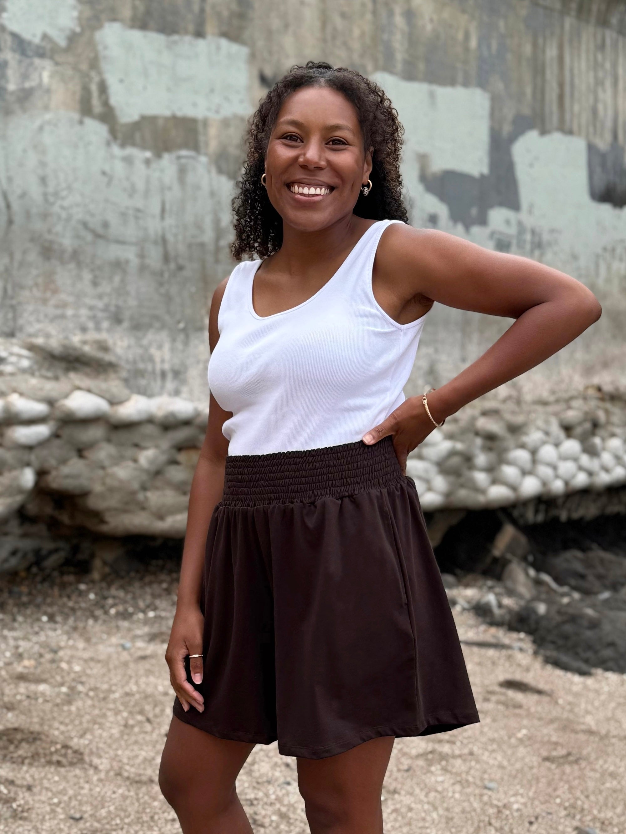 VENICE smocked shorts in Chocolate Torte