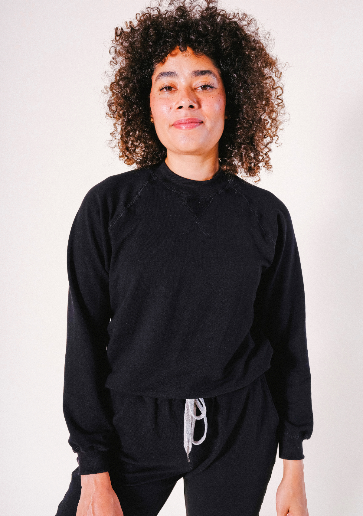 Agnes Raglan Organic Cotton + Tencel™ Sweatshirt - Black