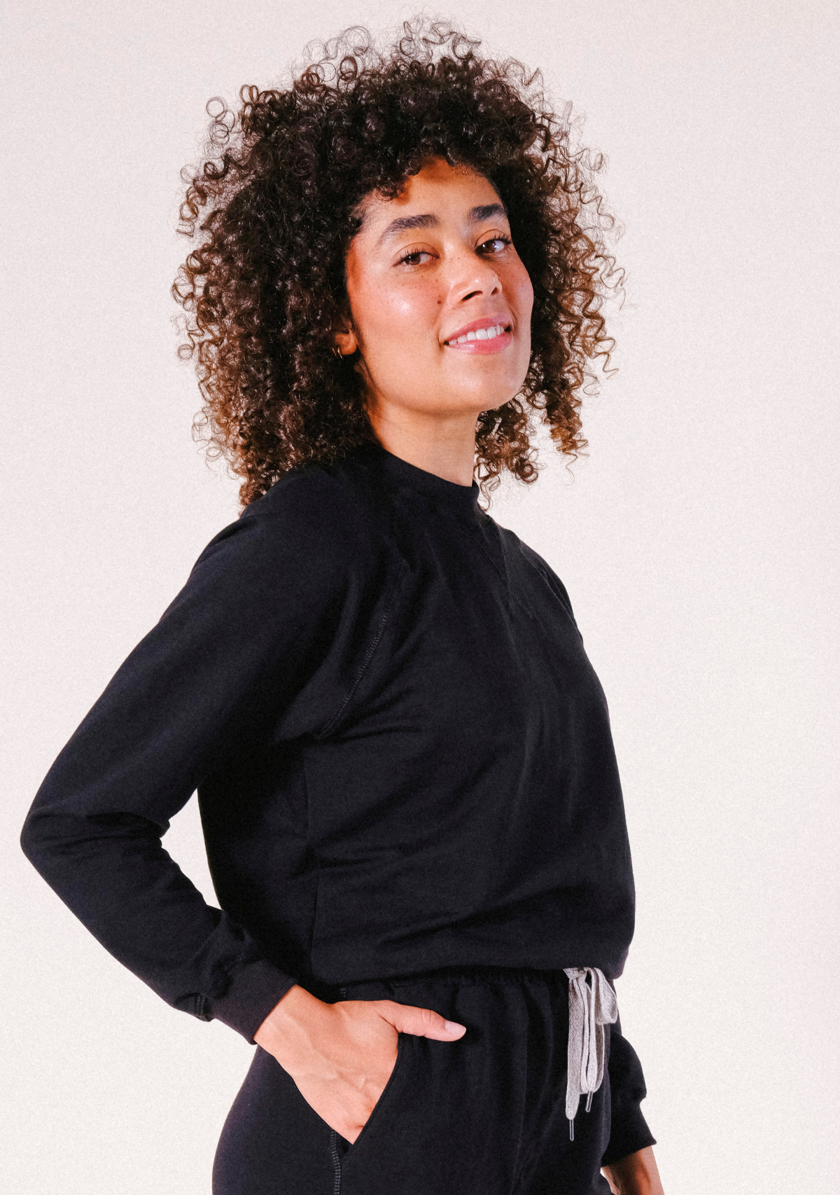 Agnes Raglan Organic Cotton + Tencel™ Sweatshirt - Black