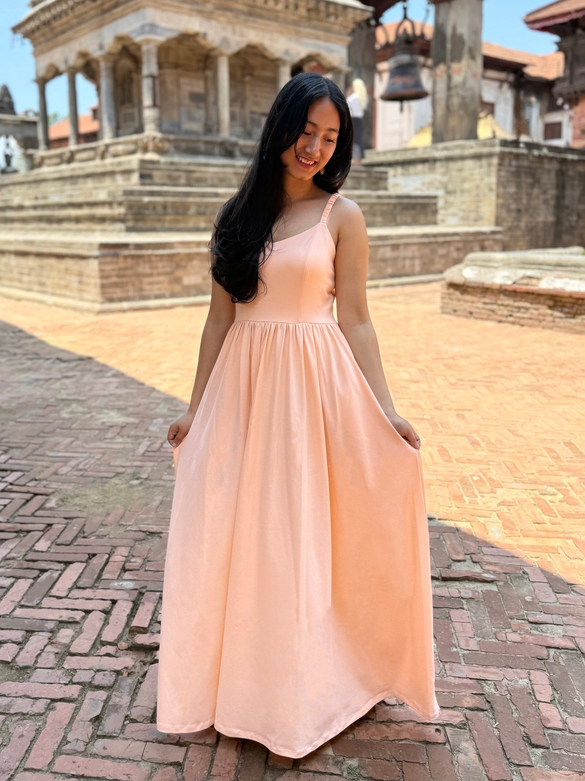 LYDIA dress in Apricot