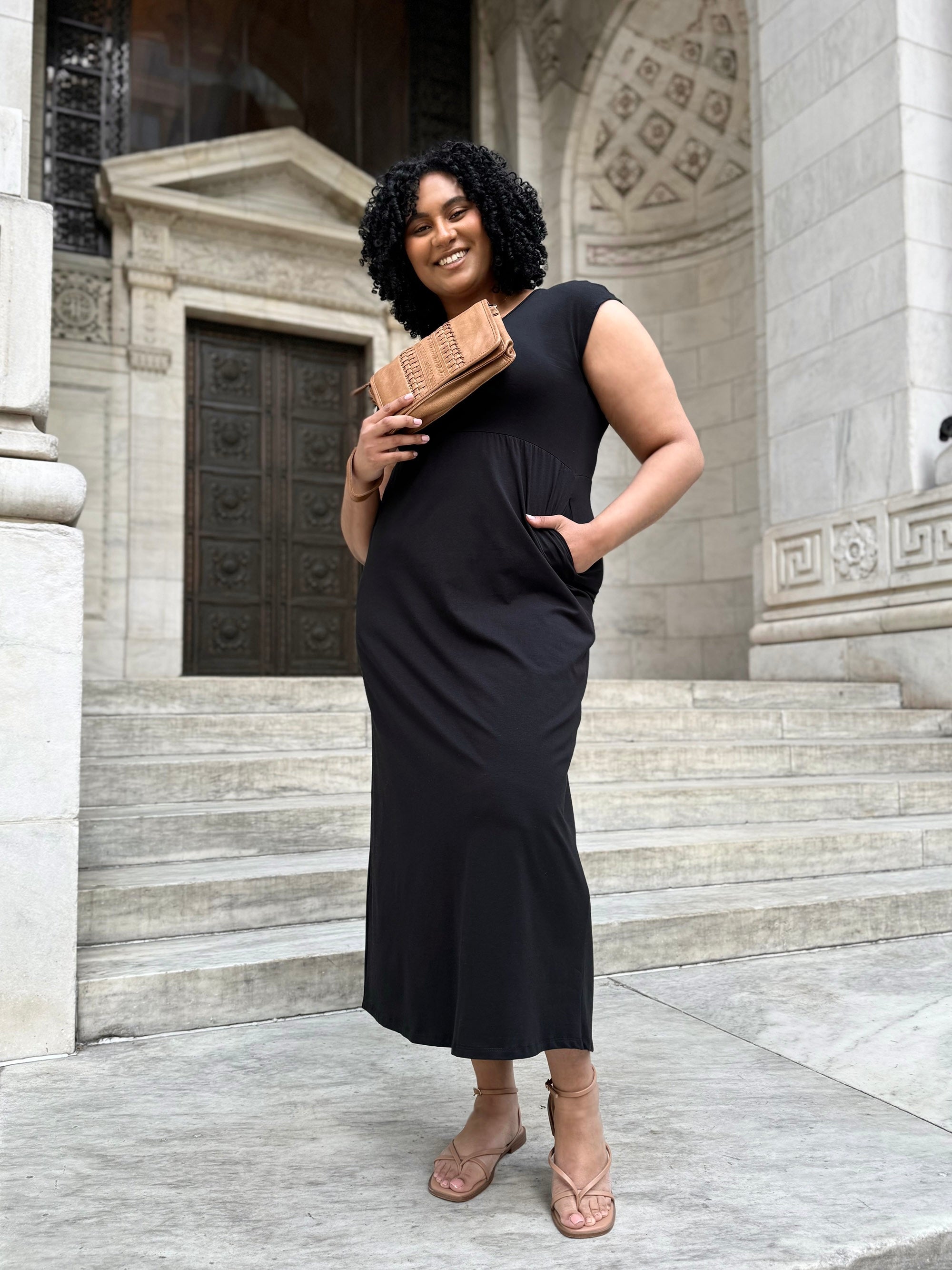 DINAH dress in Black