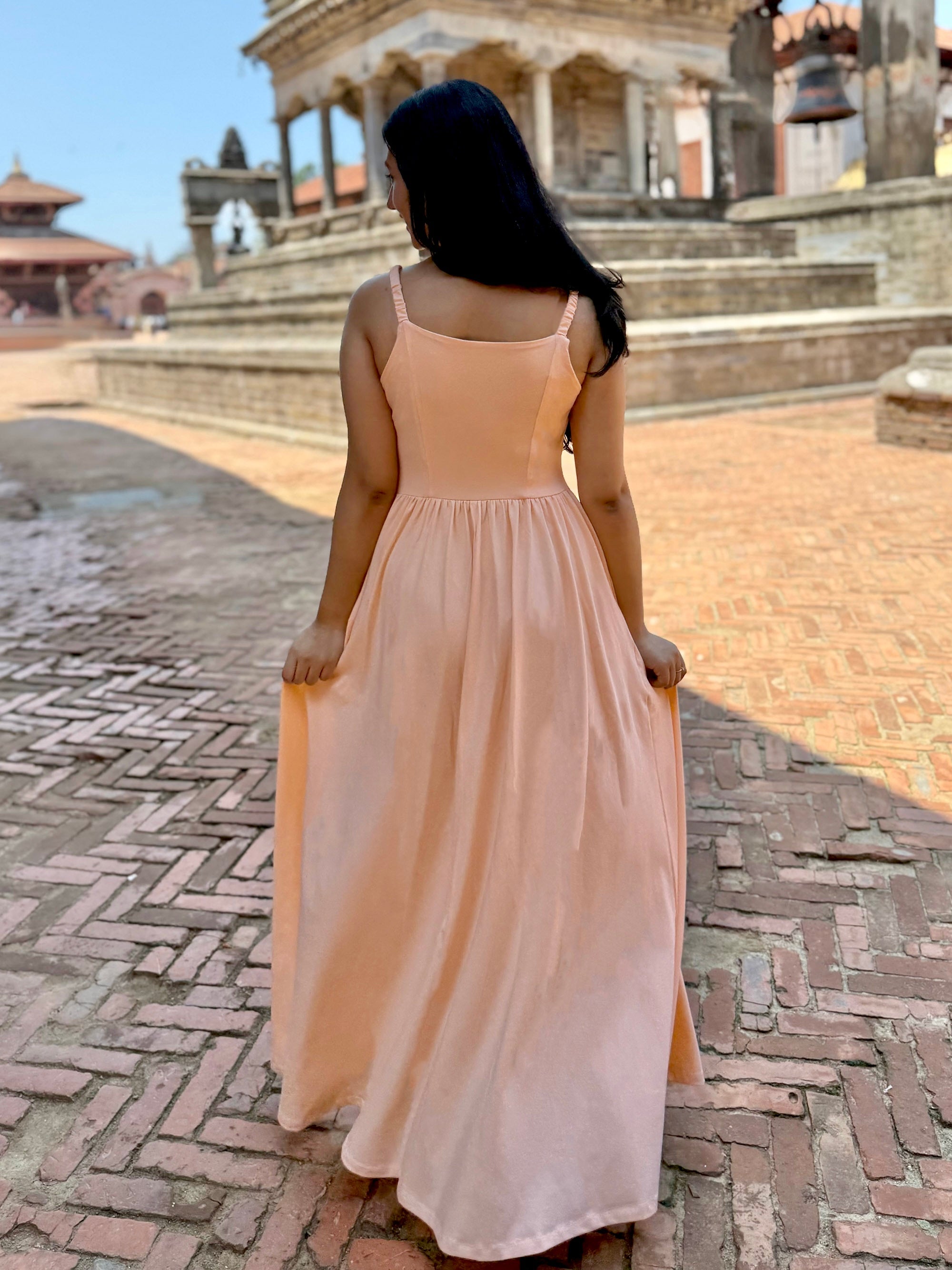 LYDIA dress in Apricot