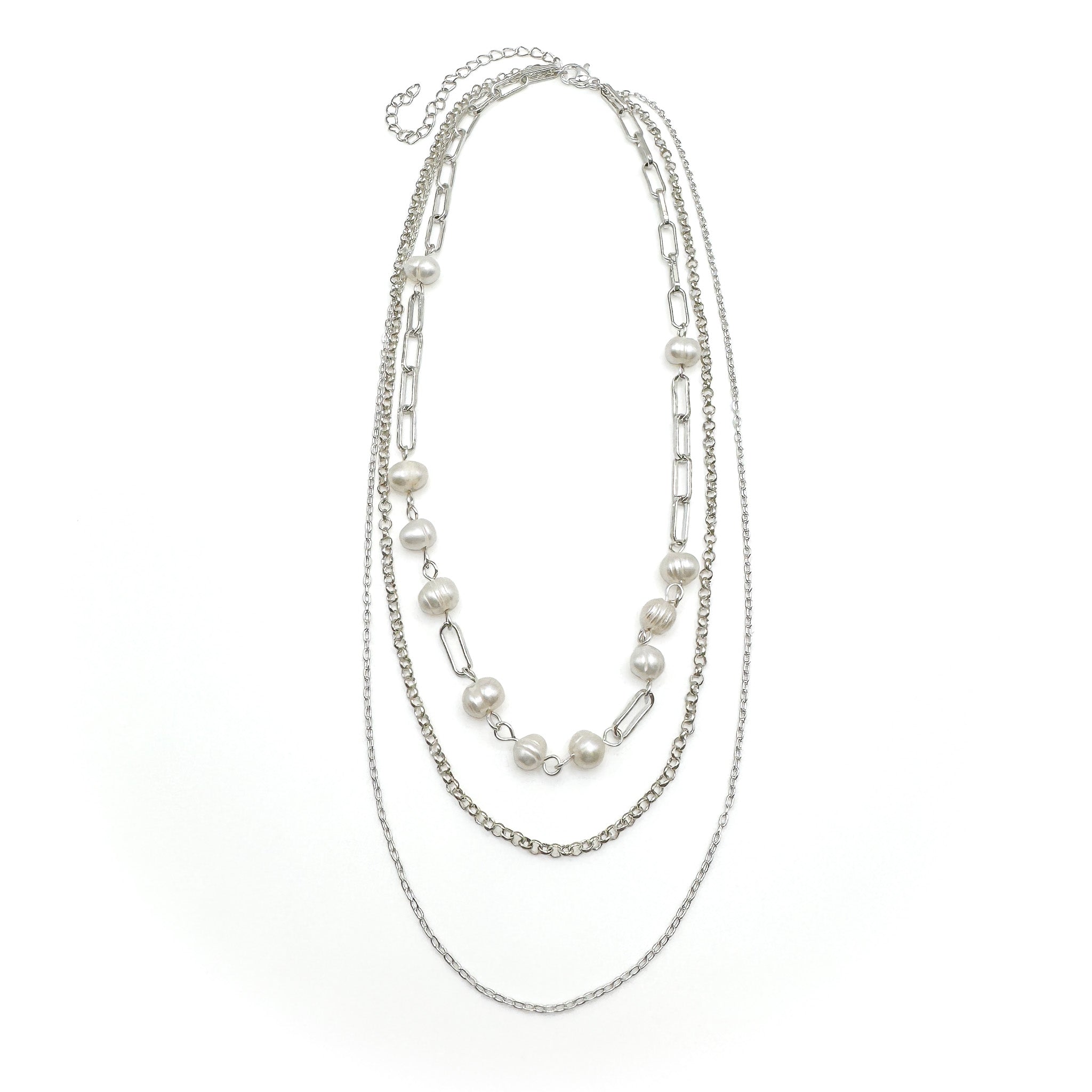 Coquette silver necklace