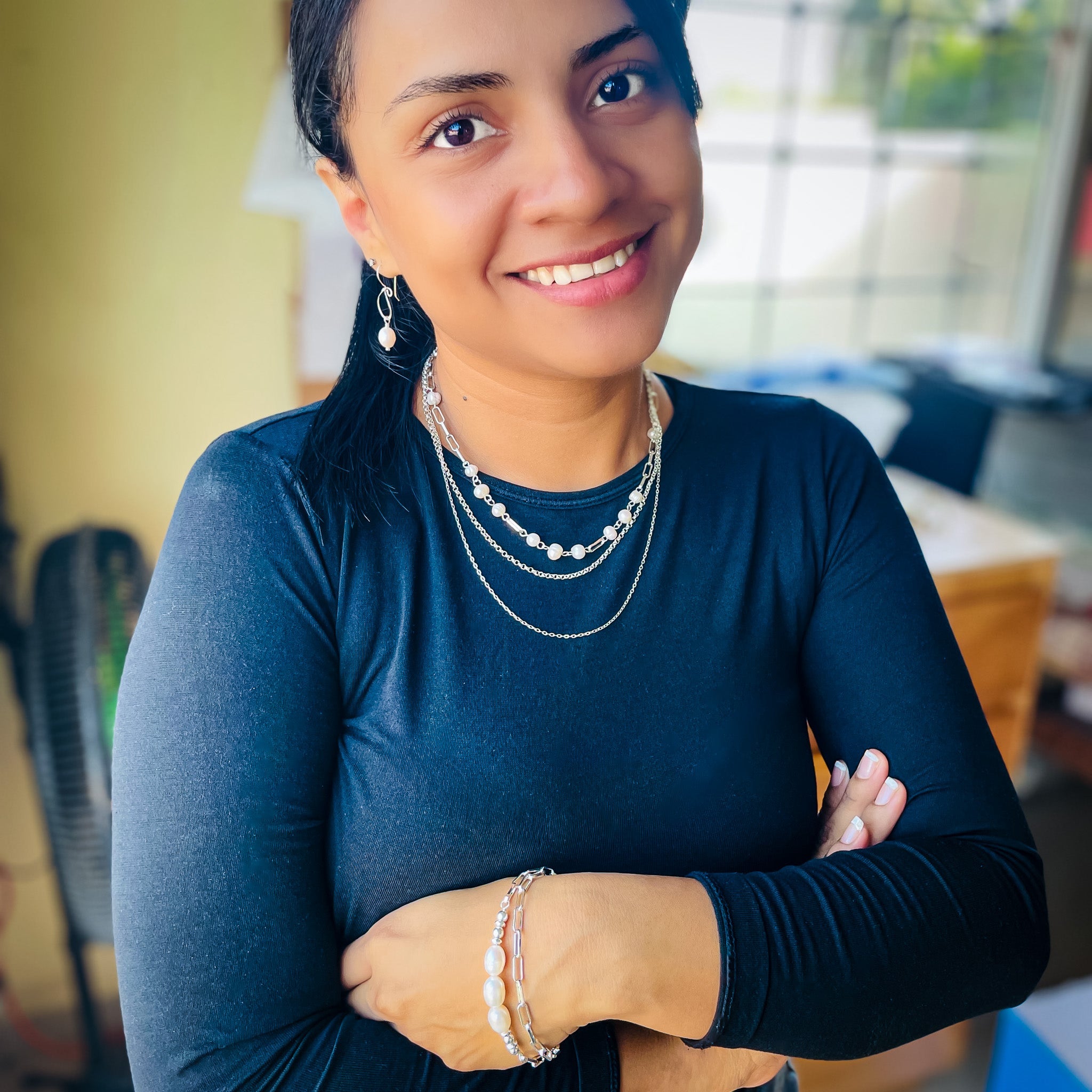 Coquette silver necklace