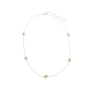 Daisy silver necklace