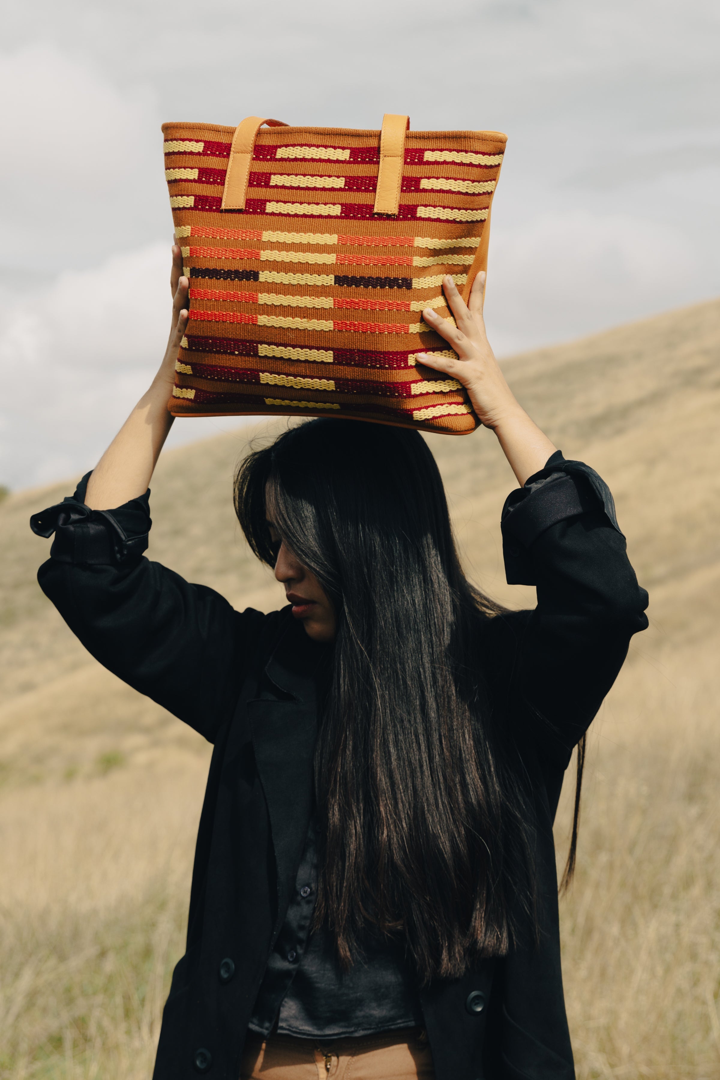 Woven Zip Tote