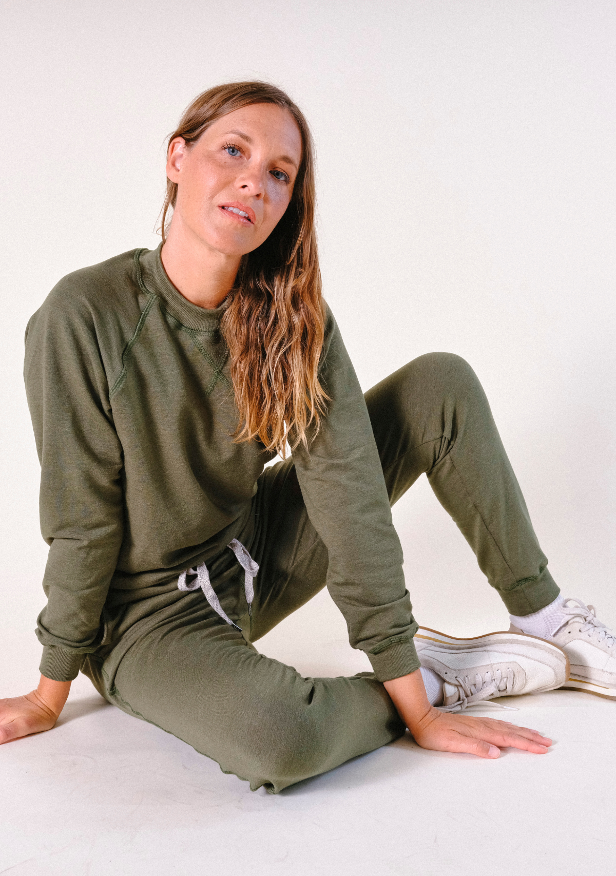 Agnes Raglan Organic Cotton + Tencel™ Sweatshirt - Moss