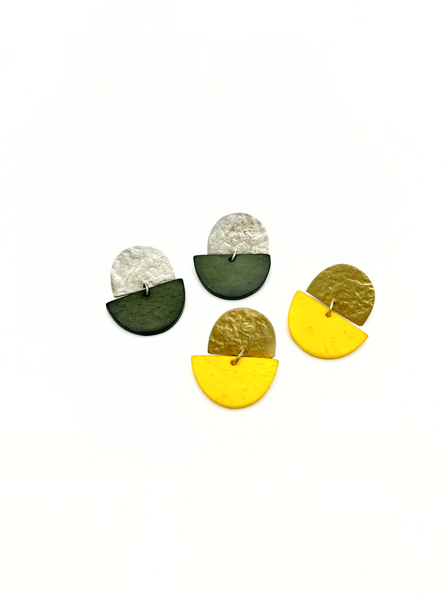 Clear Horizon Studs