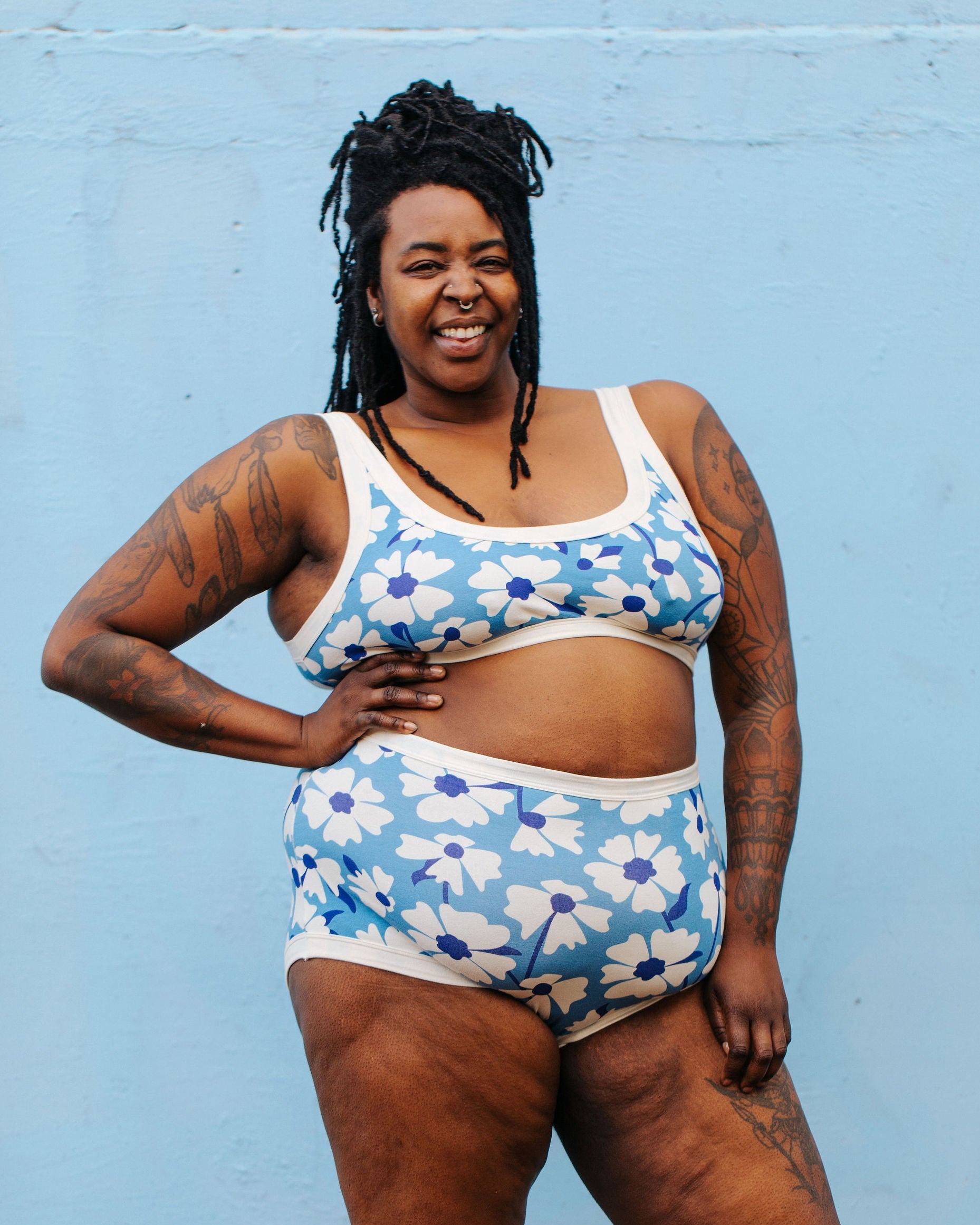 Sky Rise Moody Blooms