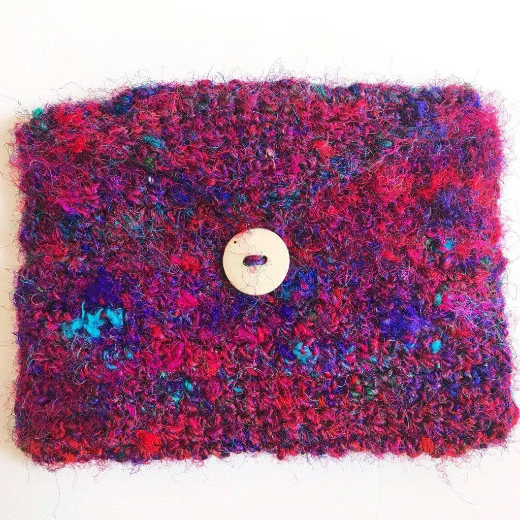 Sari Not Sorry Clutch Crochet Kit
